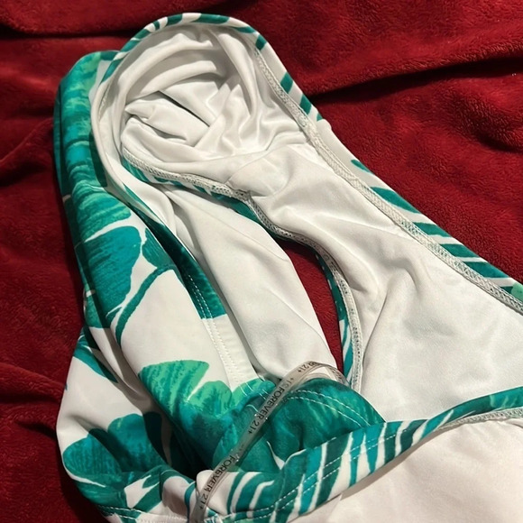 Forever 21 Floral Tropical  Vogue Green White one piece Swimsuit - Picture 10 of 13